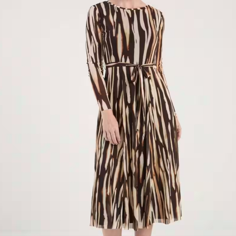 Sandra Darren Brown and Cream Printed Tie-Waist Midi Dress